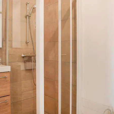 One-bedroom In Bastia *