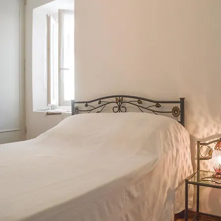 One-bedroom In Bastia * Bastia (Corsica)